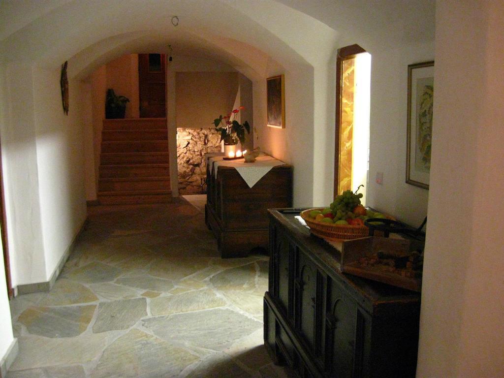 Messnerwirt Onach Villa San Lorenzo di Sebato Exteriör bild